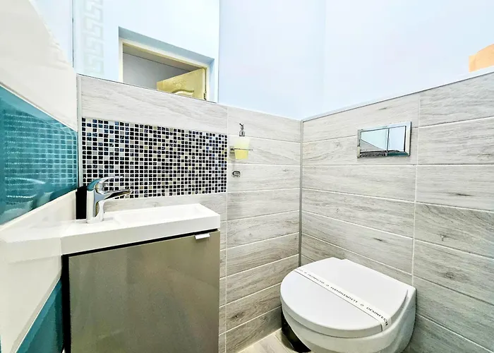 6 Persoane Apartment